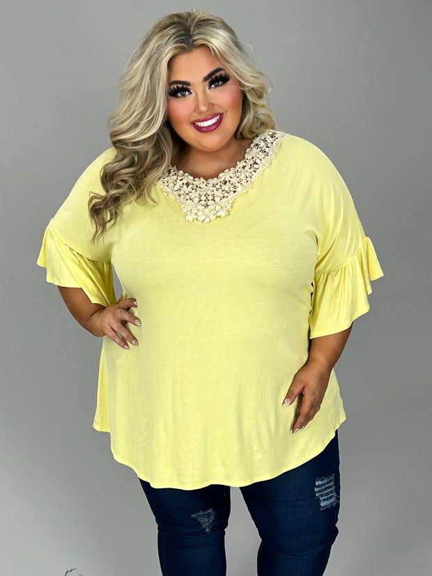 SALE!! 28 SD {Lush And Luxe} Light Yellow Top w/Crochet V-Neck EXTENDED PLUS SIZE 4X 5X 6X