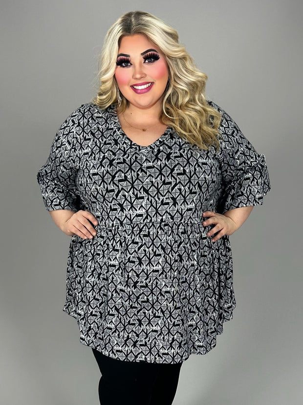 39 PQ  [Triangle Madness} Black & White Triangle Printed V-Neck Babydoll Top EXTENDED PLUS SIZE 1X 2X 3X 4X 5X