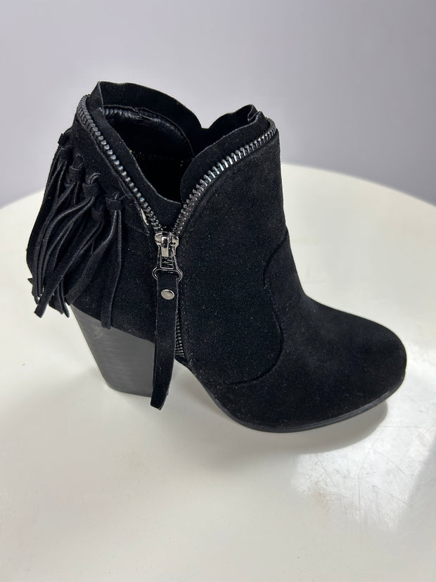 SHOES {YOKI} Black Fringed Booties with Heel & Zipper Detail Shoes