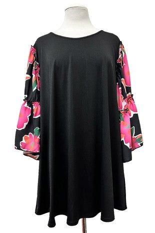 33 CP {I'll Be The One} Black Fuchsia Floral Angel Sleeve Top EXTENDED PLUS SIZE 1X 2X 3X 4X 5X