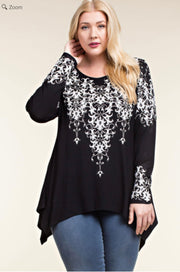 24 SD {Rare Dream} VOCAL Black Print Top w/ Studs PLUS SIZE 1X 2X 3X