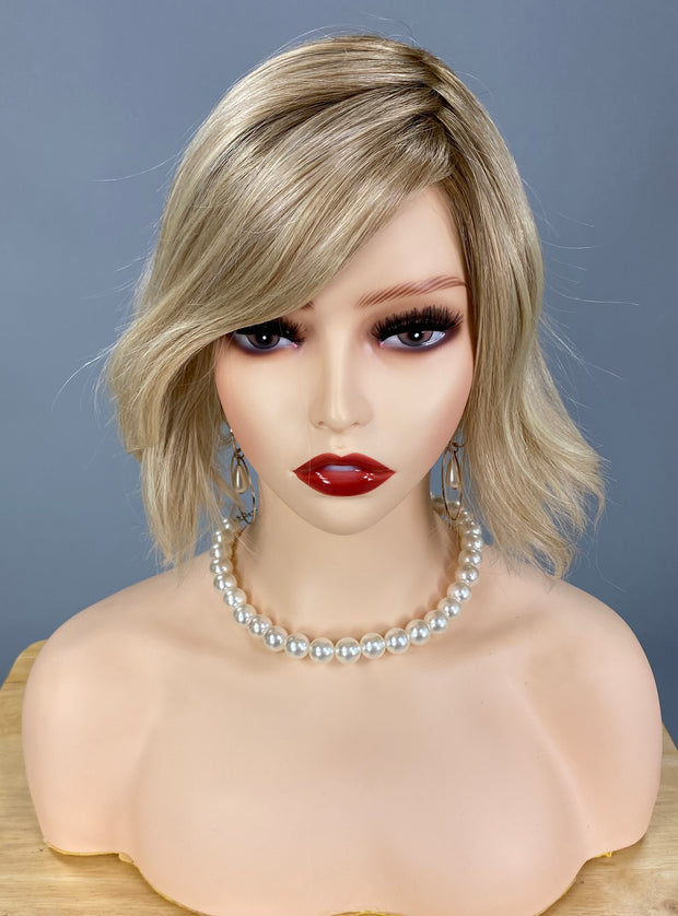 SALE!! "Lemonade" (Champagne with Apple Pie) Belle Tress Luxury Wig