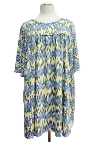 30 PSS {Positive Influence} Yellow/Blue Zig-Zag Print Top EXTENDED PLUS SIZE 4X 5X 6X  (Size Up 1 Size)