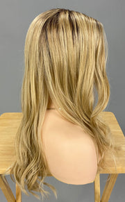 SALE!! "Dalgona 23" (Honey with Chai Latte) BELLE TRESS Luxury Wig