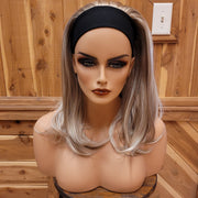 {Yvonne} Blonde Blend Straight Long Headband Wig