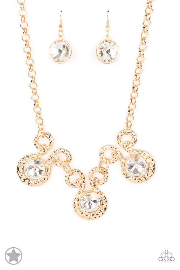 PAPARAZZI (67) {Hypnotized} Necklace & Earrings