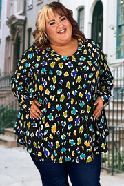 SALE! 99 PLS-T {Doubling Down} Black Print V-Neck Top  EXTENDED PLUS SIZE 3X 4X 5X