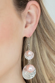 PAPARAZZI (351) {Pearl Dive} Earring