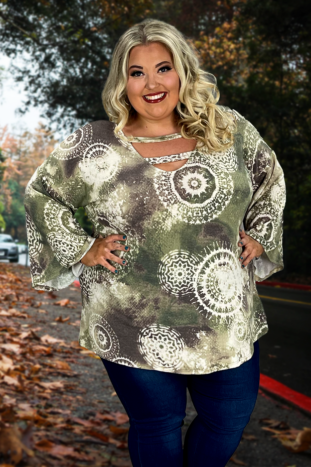 SALE!! 93 PLS-A {Curvy Distraction} Olive Print Top W/Neck Detail EXTENDED PLUS SIZE 3X 4X 5X 6X