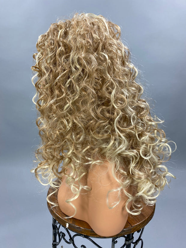 {Shirley} Mixed Blonde Spiral Curls Wig