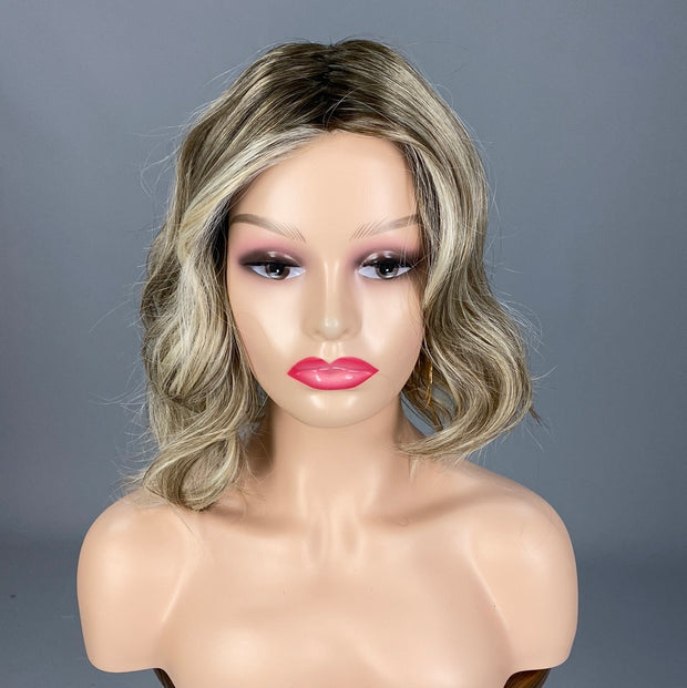 SALE!! "Vienna Roast" (Rootbeer Float Blonde) BELLE TRESS Luxury Wig