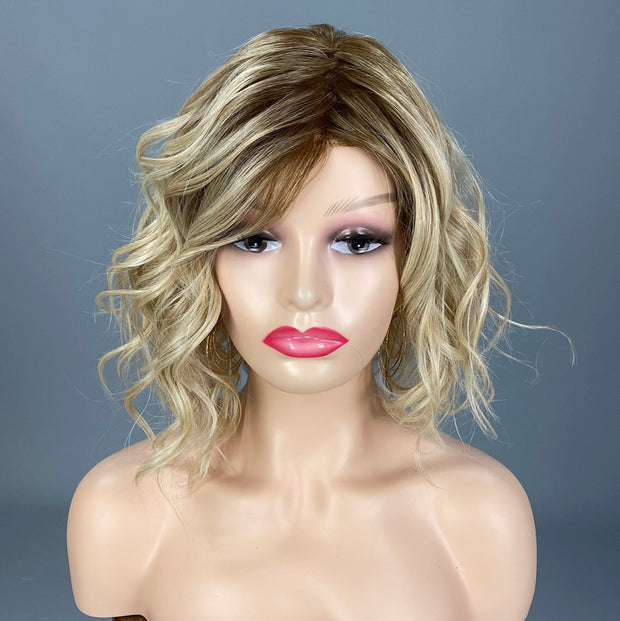 SALE!! "Vienna Roast" (Champagne with Apple Pie) BELLE TRESS Luxury Wig