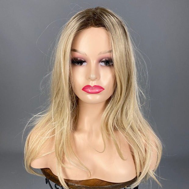 SALE!! "Dolce & Dolce 23" (Champagne with Apple Pie) BELLE TRESS Luxury Wig