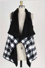 SALE!! OT-Y {Winter Bliss} Black White Plaid Fuzzy Vest PLUS SIZE XL 2X 3X