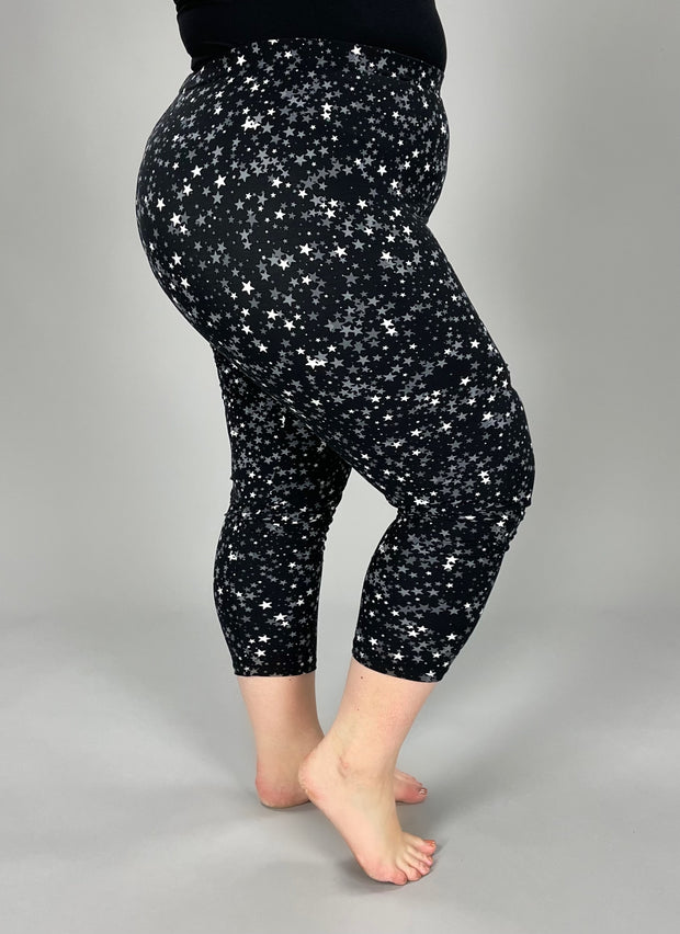 LEG-32 {Milky Way} Black Star Print Capri Leggings EXTENDED PLUS SIZE 3X/5X