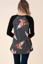 SALE!! 55 CP {Ahead Of The Game} Black Print w/Floral Bull Head PLUS SIZE XL 2X