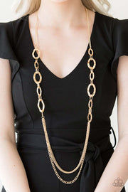 PAPARAZZI (482) {Street Beat} Necklace & Earrings