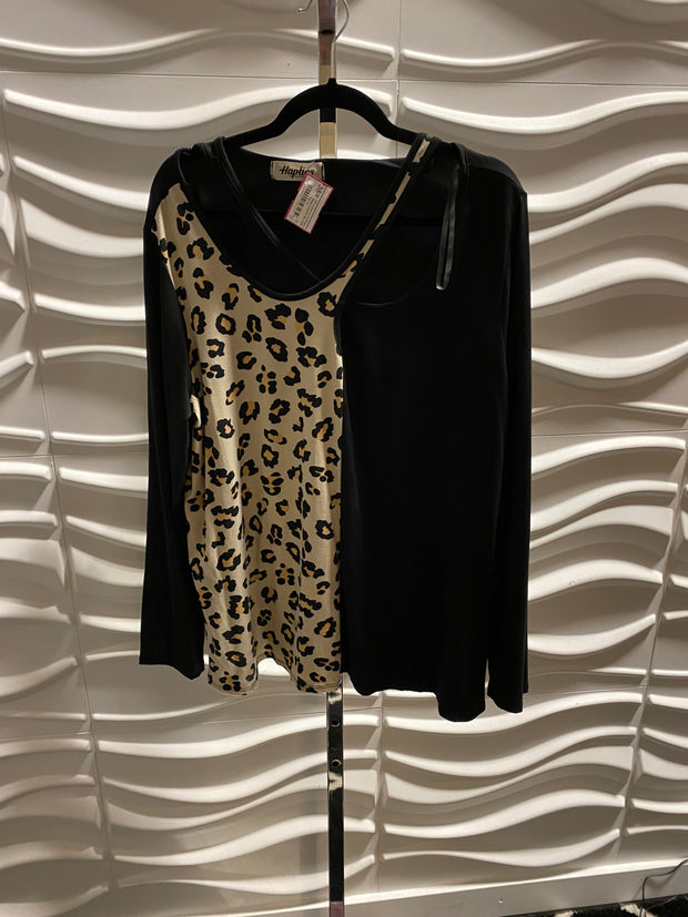 SALE!! CP-A (Living on the Edge) Black Leopard Key Hole Top