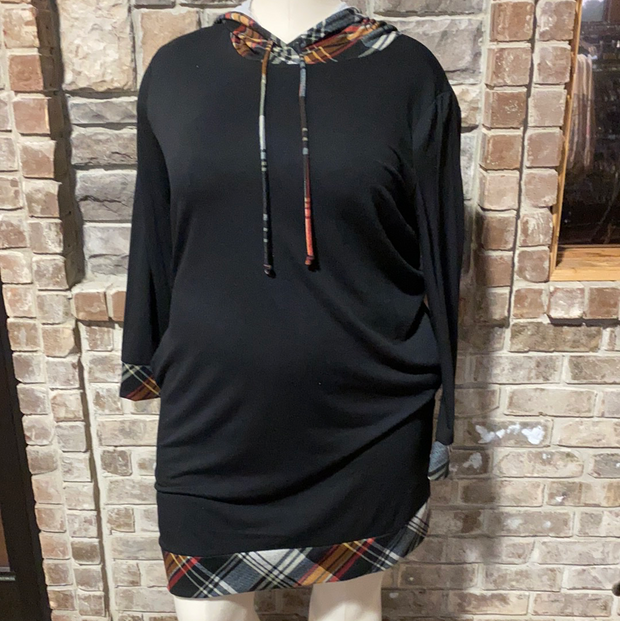 21 HD-H {Fall Fun}  Black Plaid Long Hoodie