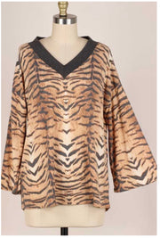 25 PLS-D {Wildly Cute} Tan Tiger Print Top PLUS SIZE XL 2X 3X