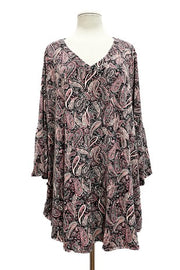 SALE!! 30 PQ {No Doubts Here} Mauve/Black Paisley Print V-Neck Top EXTENDED PLUS SIZE 3X 4X 5X