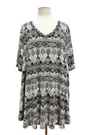 43 PSS {Hidden Treasure} Black/Ivory Tribal Print Top EXTENDED PLUS SIZE 3X 4X 5X