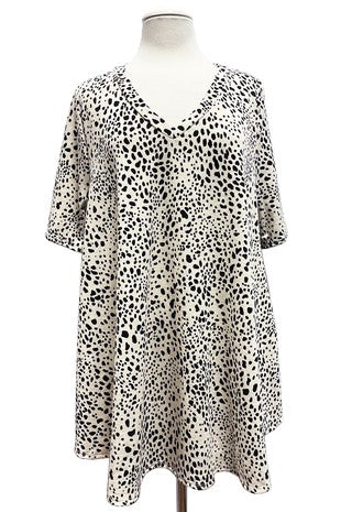 SALE!! 28 PSS {Need A Retreat} Taupe Dalmation Print Top EXTENDED PLUS SIZE 3X 4X 5X