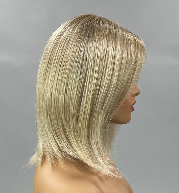 SALE!! Cold Brew Chic" (Champagne with Apple Pie) HAND-TIED BELLE TRESS Luxury Wig