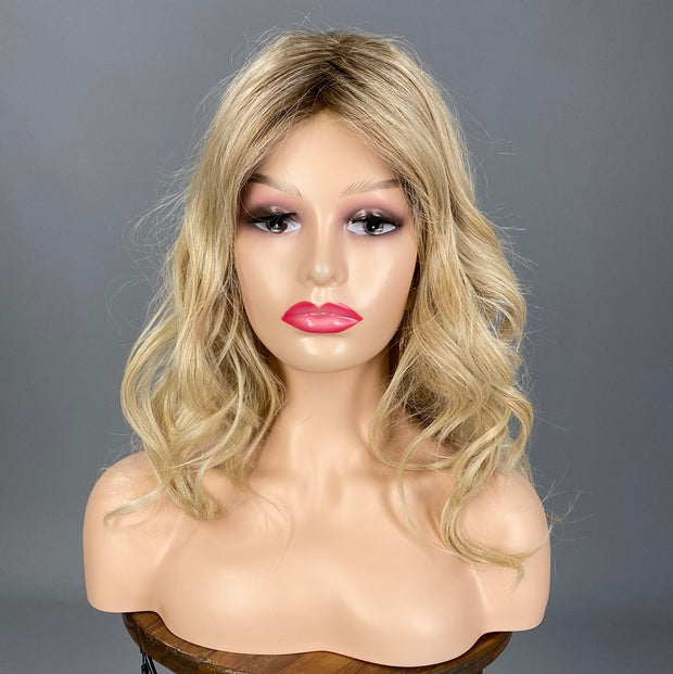 SALE!! "Counter Culture" (Champagne Apple Pie) BELLE TRESS Luxury Wig