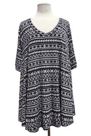 SALE!! 32 PSS {One Direction} Black/White Print V-Neck Top EXTENDED PLUS SIZE 3X 4X 5X