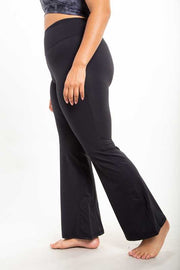 LEG-16   {So Carefree} Black Flared Yoga Pants PLUS SIZE XL 1X 2X 3X